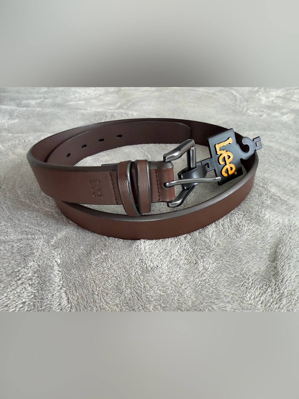 Lee Men's Dark Brown Leather Belt with Gunmetal Buckle